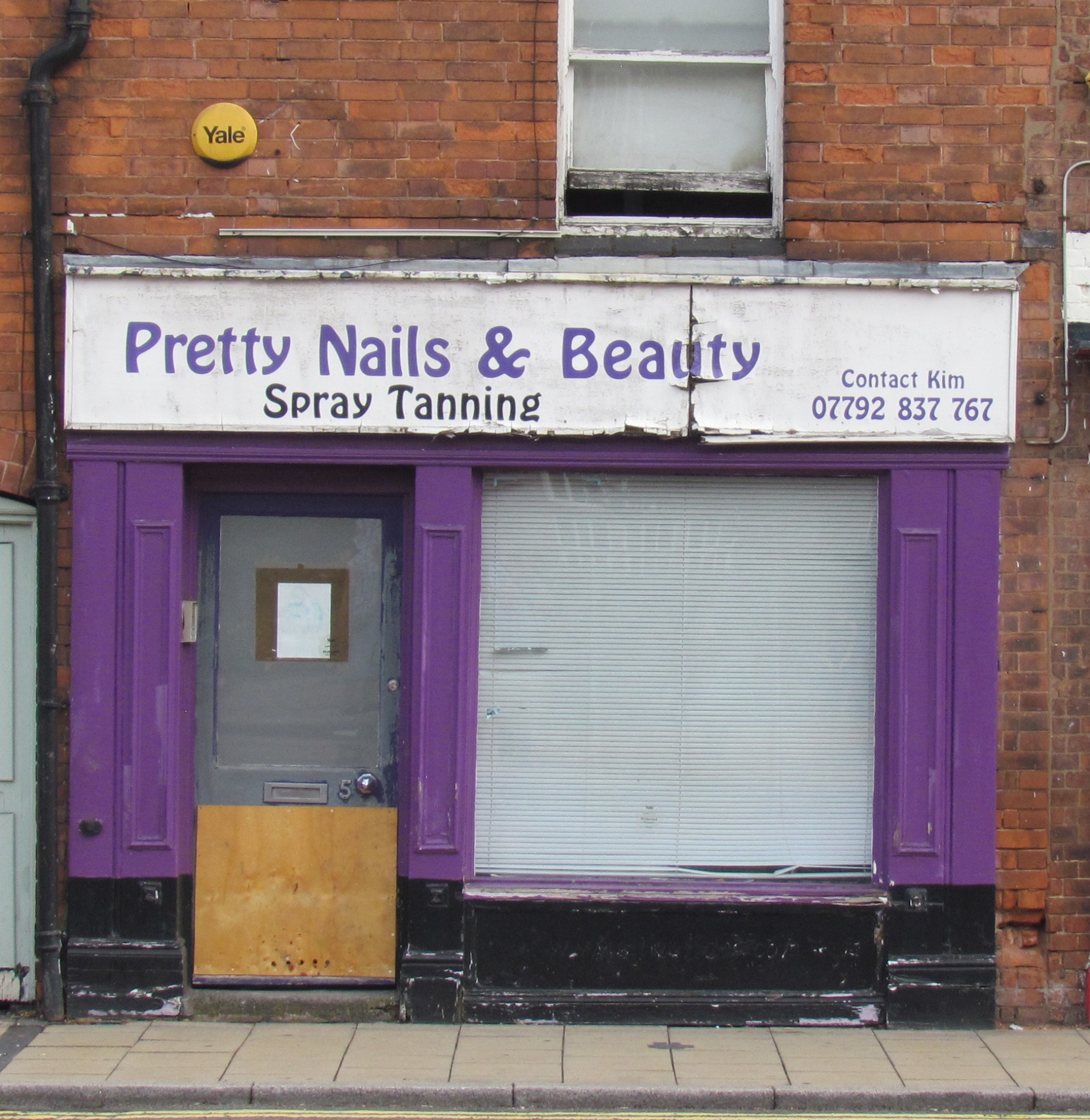 Pretty Nails and Beauty  -  5 St John Street 2018